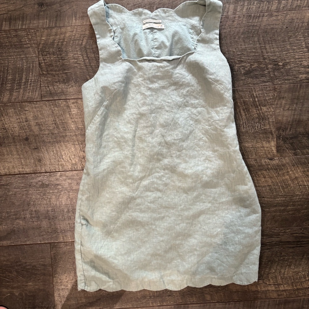 Abercrombie & Fitch Sage Green Linen Collection Scalloped Edge Dress - Picture 2 of 8